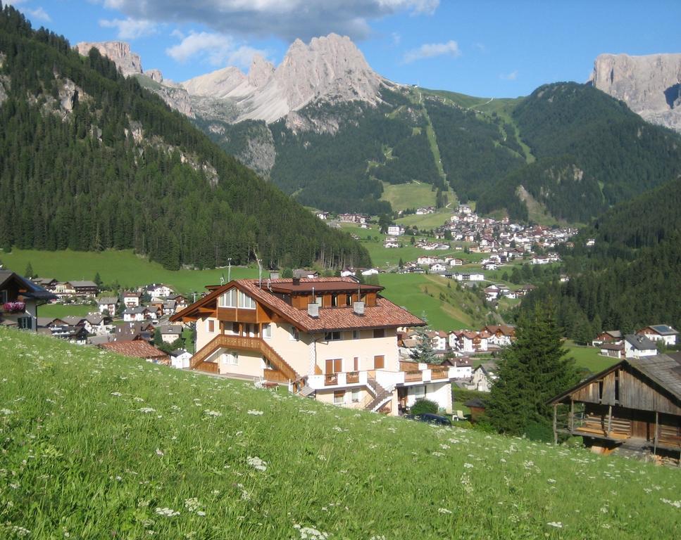 Apartments Etruska Santa Cristina Val Gardena Exterior photo